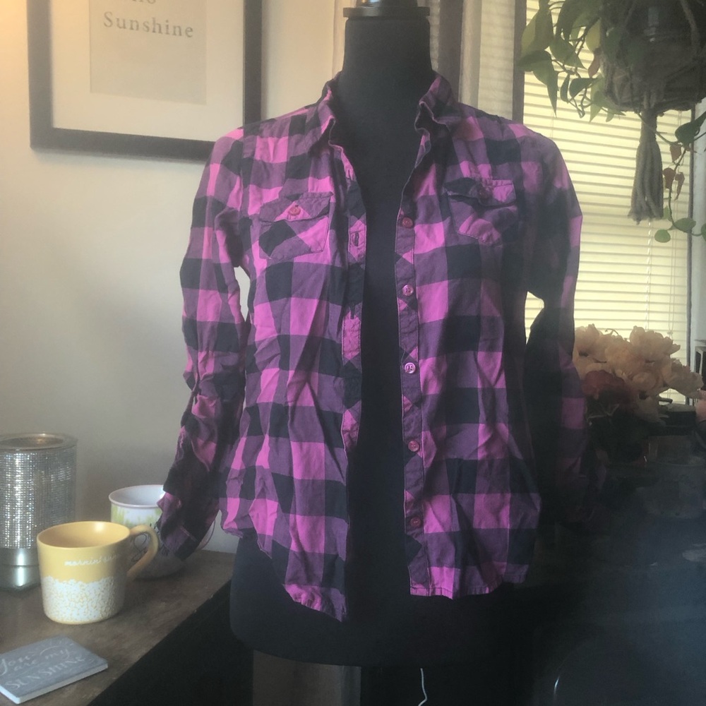 Faded Glory Pink Plaid Button-Up
Size X-Large